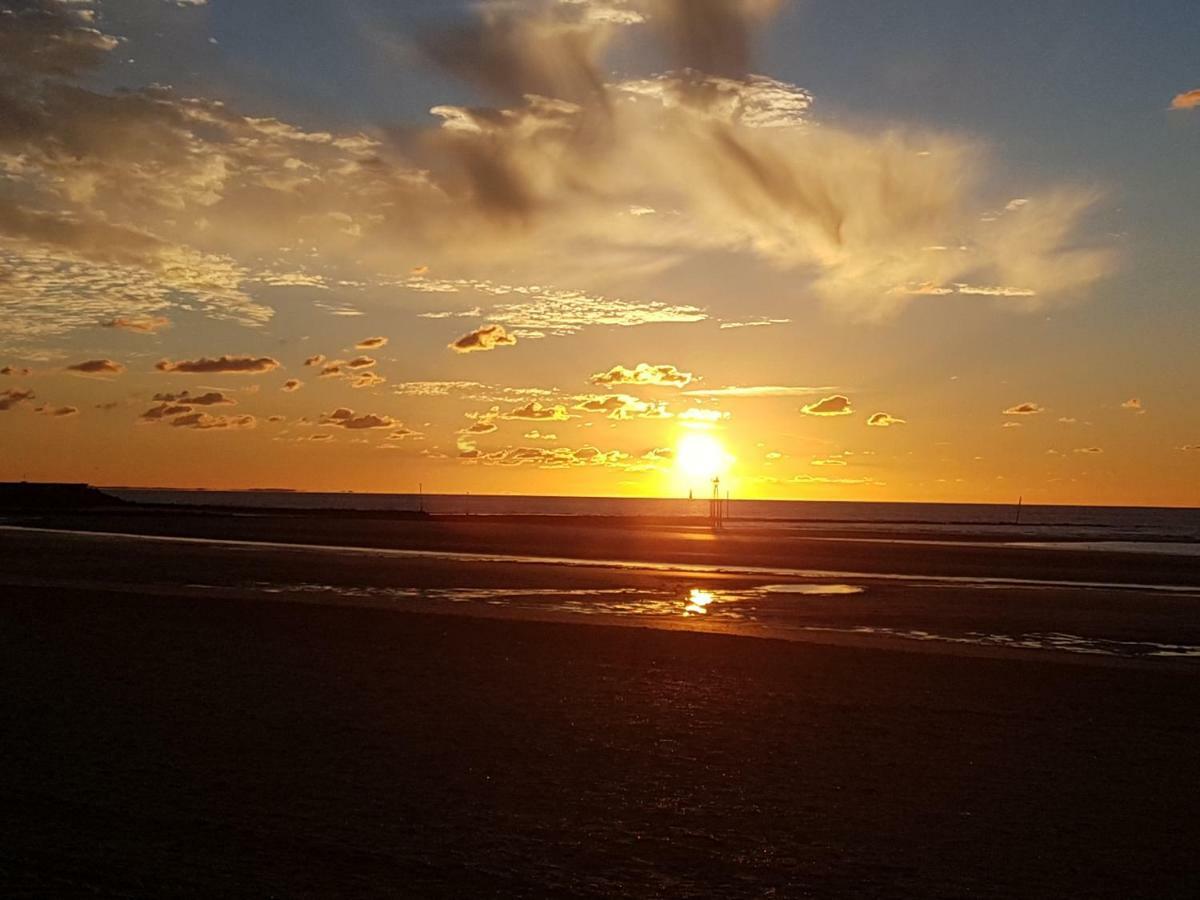 Duplex 50 M2 Au Pied Des Planches Lejlighed Trouville-sur-Mer Eksteriør billede